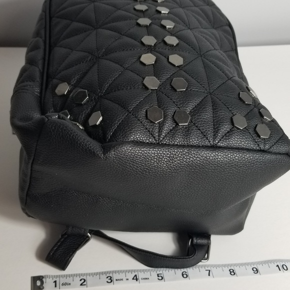 Black Faux leather bag! - Picture 7 of 8